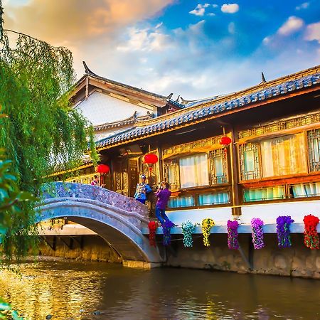 Love Cloud Boutique Chain Hotel In The Water Side Lijiang  Buitenkant foto