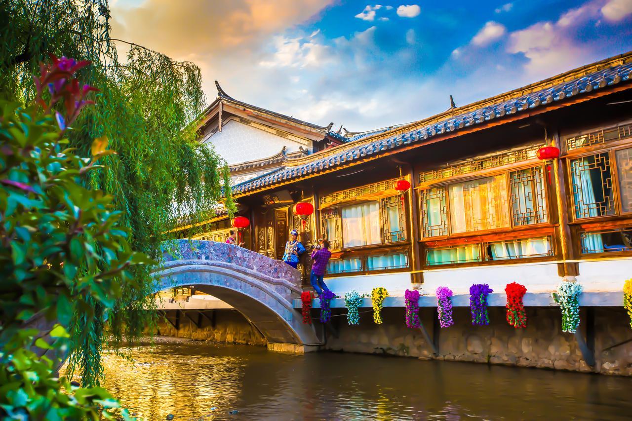 Love Cloud Boutique Chain Hotel In The Water Side Lijiang  Buitenkant foto