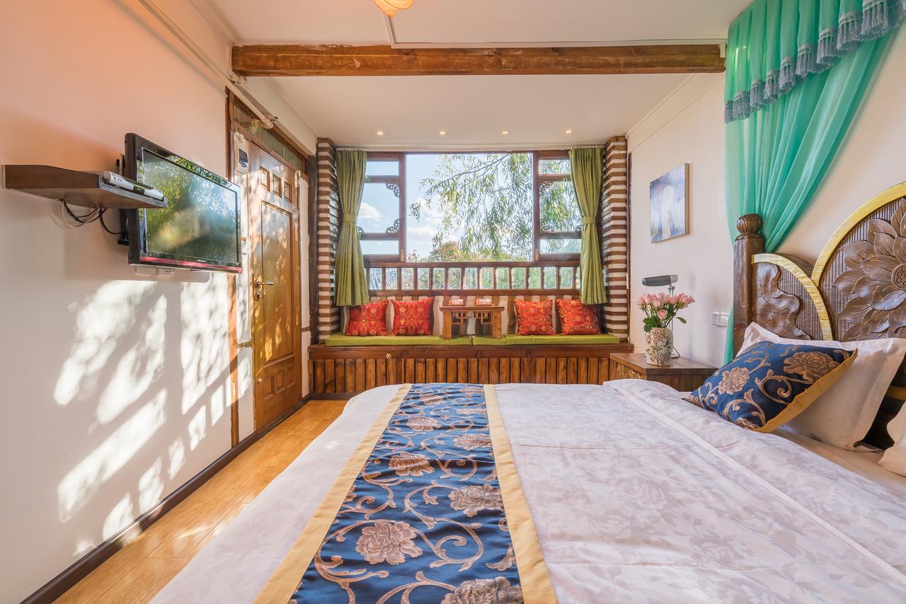 Love Cloud Boutique Chain Hotel In The Water Side Lijiang  Buitenkant foto