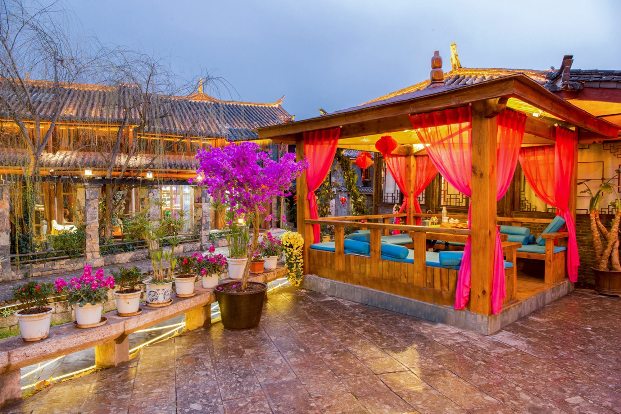 Love Cloud Boutique Chain Hotel In The Water Side Lijiang  Buitenkant foto
